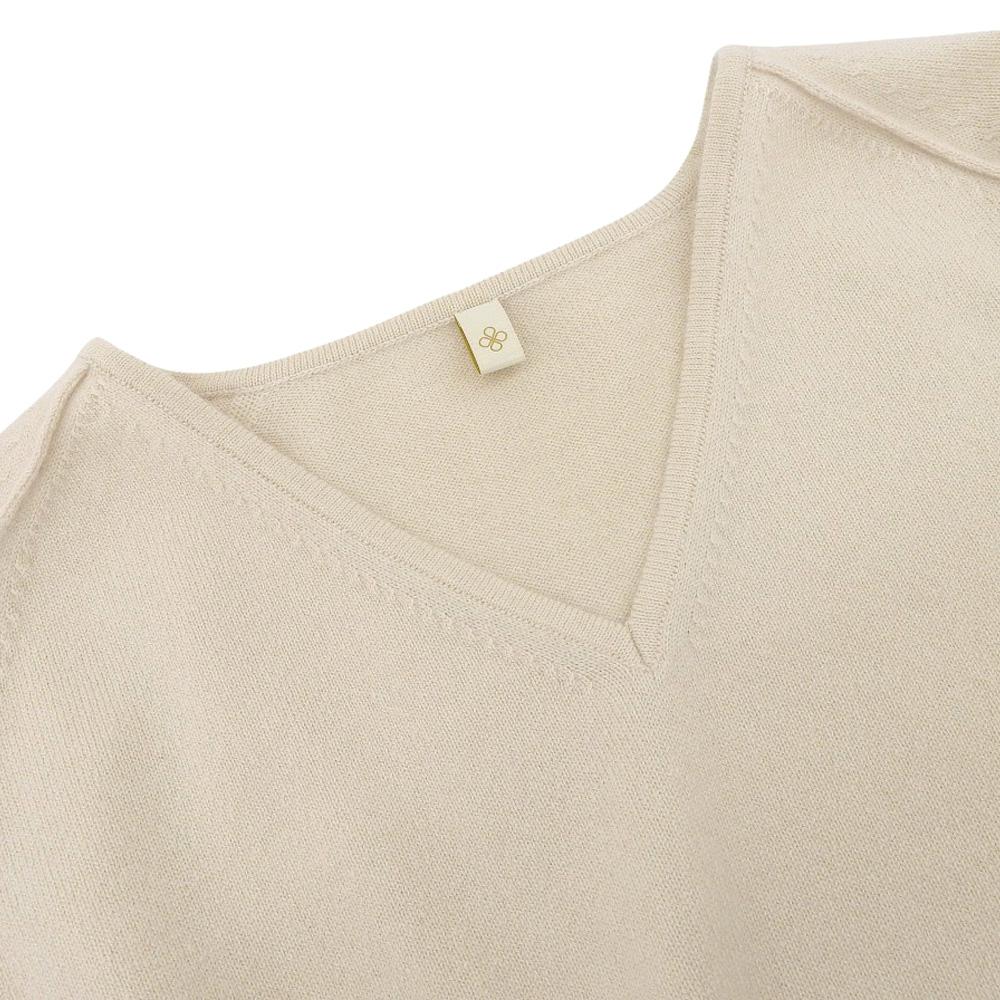 TOYOBOSHI 100% Cashmere V-neck Sweater Knit Top for Women, Pale Beige, Size 2, 08IT-BC0001 Tops 2 Pale beigeUsed