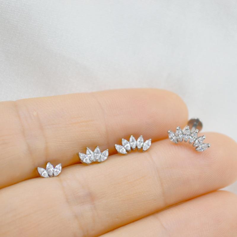 Titan G23 Coroană Marcheză Zircon Stud pentru Buze și Urechi pentru Piercing Medusa, Helix și Cartilaj.