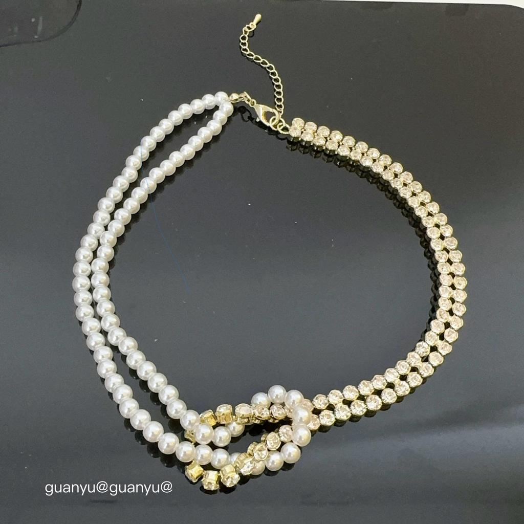 Choker di Lusso con Perle e Diamanti per Donna - Collana alla Moda, Versatile e di Alta Gamma