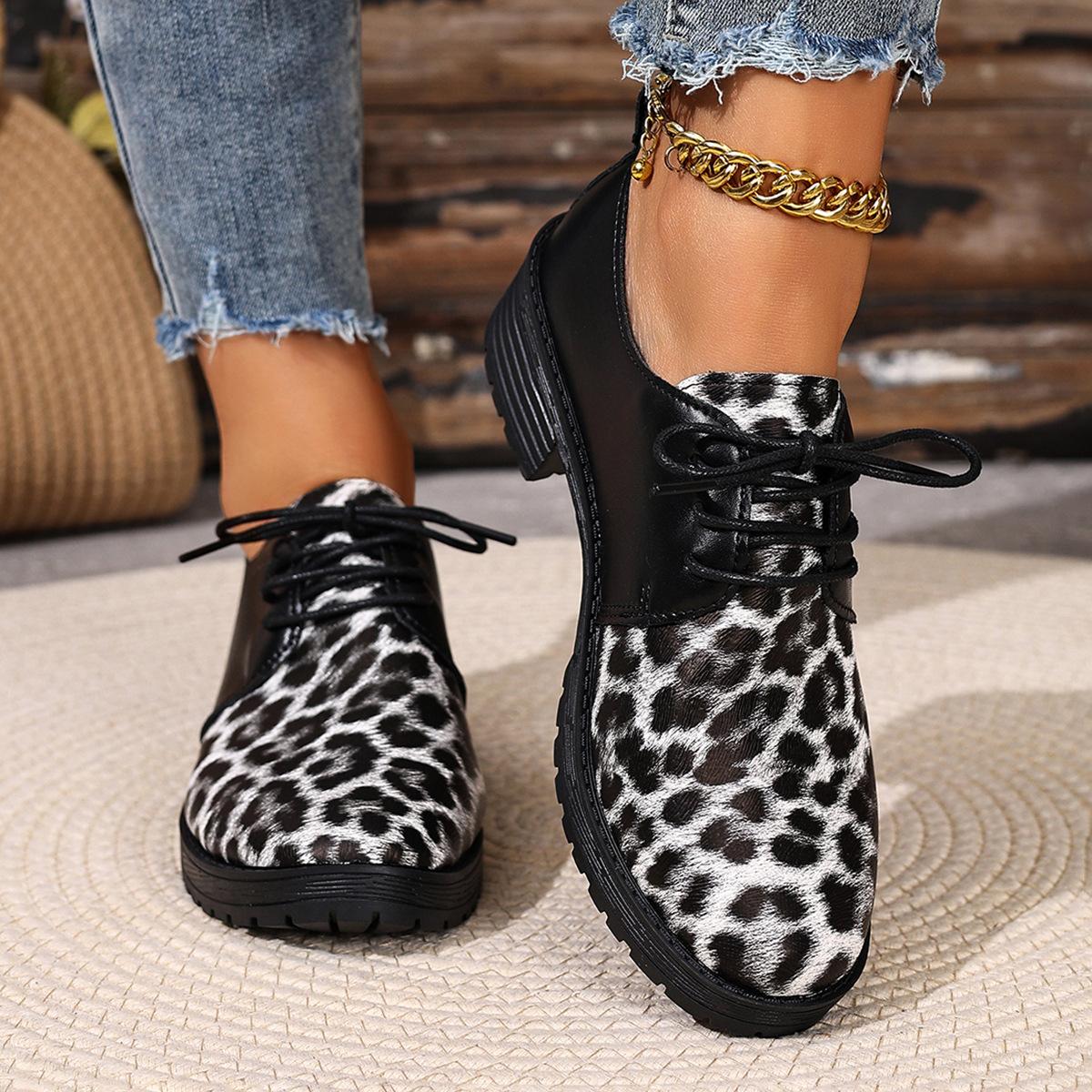 

Large-sized Low-heeled Women s Spring and Autumn New Square-heeled Lace-up Leather Shoes 43 белый/цветной печати леопарда