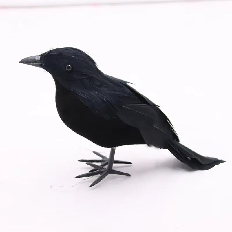 Realistic Handmade Black Feather Crow Decoration Halloween Raven Prop for Outdoor And Indoor Decor