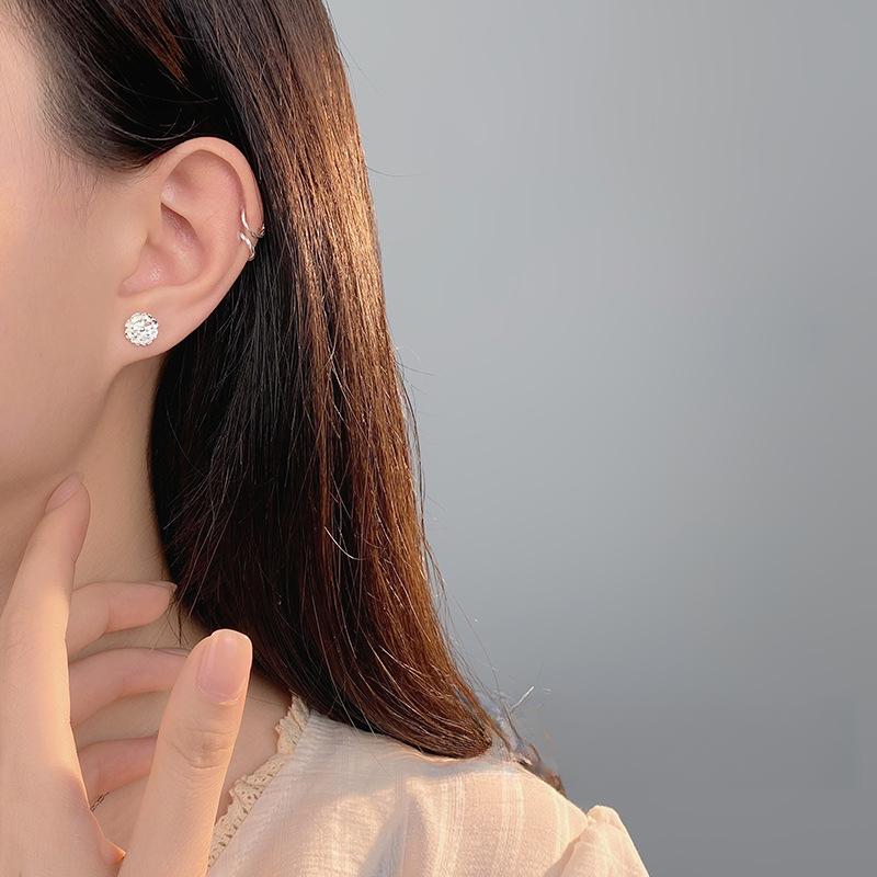 Elegant Flower Screw Earrings for Women Light Luxury High-end Elegant Temperament Earrings