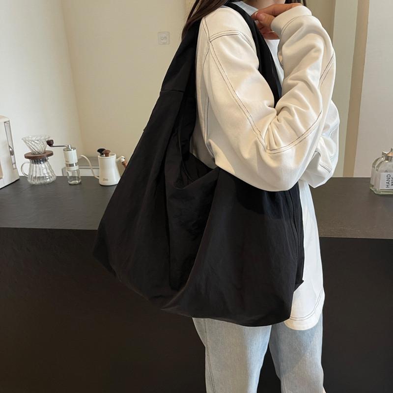 Casual Solid Color Canvas Tote Bag For Women With Large Capacity And Fashionable Stitching For Daily Use