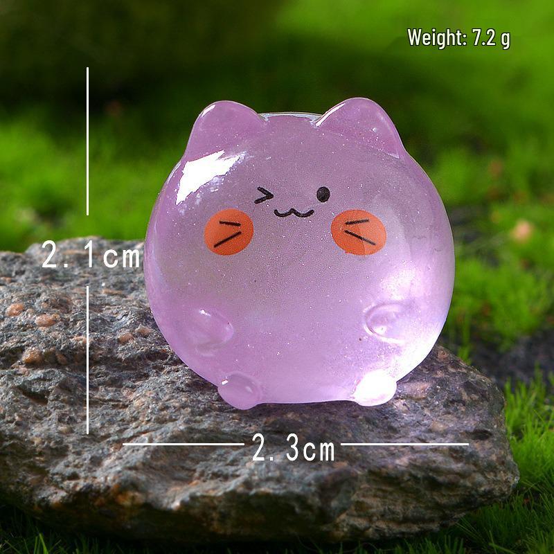 Cute Luminous Kitten Ornament: DIY Jewelry & 3D Resin Decor for Desktop Garden.