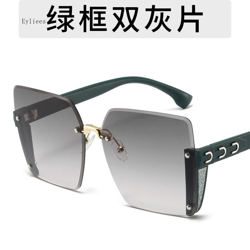 Vintage Rimless Sunglasses  Women Gradient Sunglasses Summer Shades Fashion UV400 Frameless Sun Glasses Ladies Eyeglasses