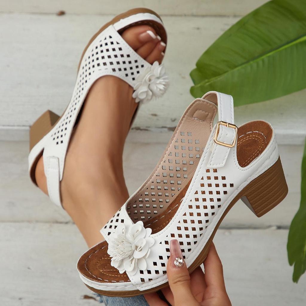 Chanclas de tacón alto florales de talla grande para mujer, nuevo estilo de verano, moda europea, chanclas con tira de tacón grueso para mujer