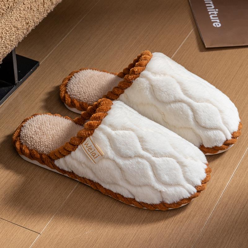 Cotton Non-Slip Slippers for Women and Men: Indoor, Warm, Furry, Suitable for Spring, Autumn, and Winter.