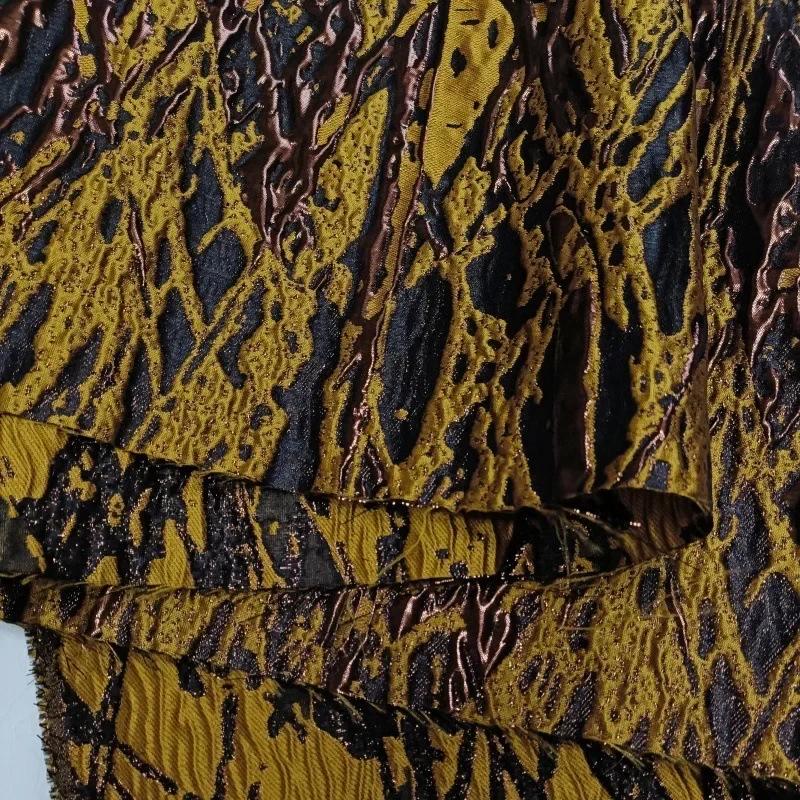100x140cm Kreatívny Retro Žilkovanie Vlnitý Pozlátený Kvetinový Trojrozmerný Lesklý Ťažká Textúra Silueta Dizajn Odevov Látka