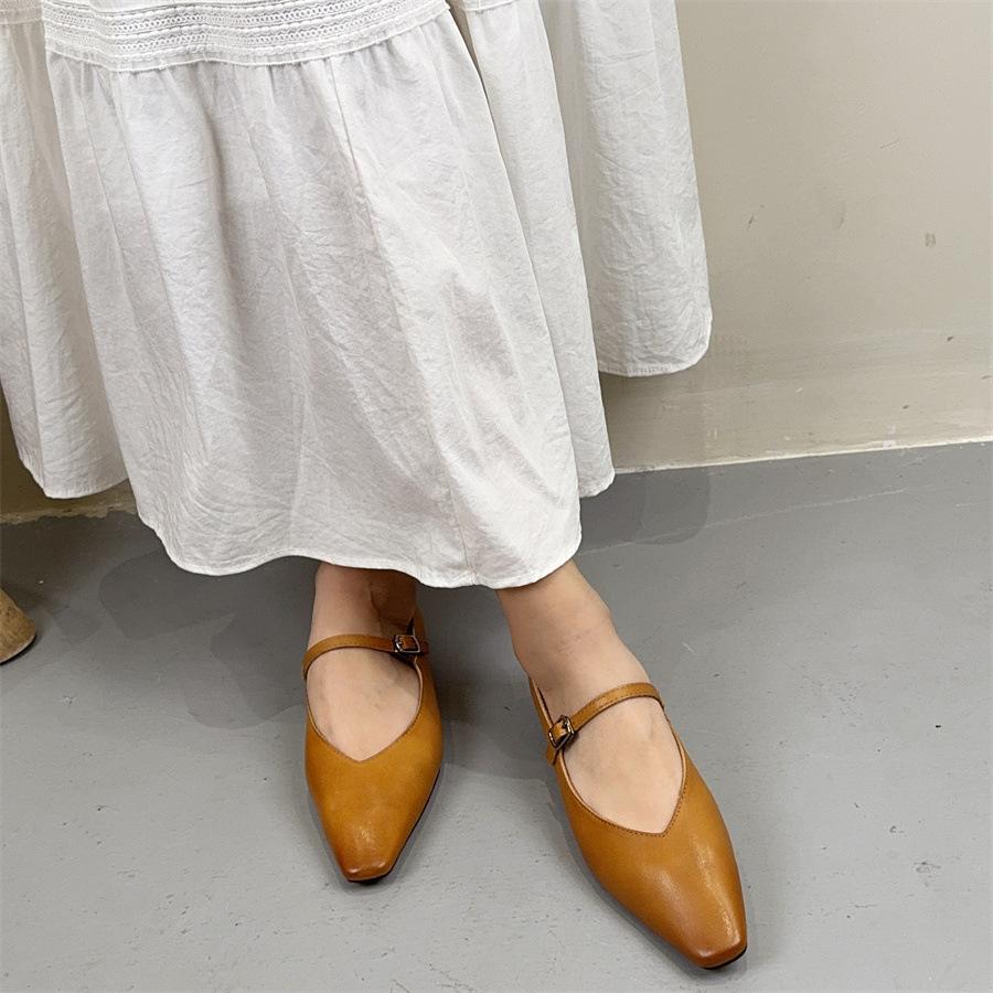 Johnature Versatile Genuine Leather Shoes Pointed Toe Buckle Strap Soft Soled Women's Flat Shoes