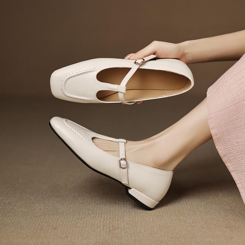 New Women's Fashion Single Shoes Four Seasons Wear One Pedal Flat-soled Single Shoes Casual New Large Size Shoes Shallow Mouth Women's Shoes