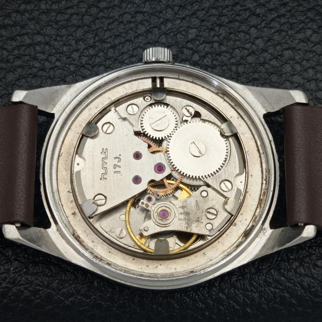 VINTAGE HMT JANATA HAND-WINDING INDIAN MENS WHITE COLOR DIAL WATCH a700052-5 R201-a700052