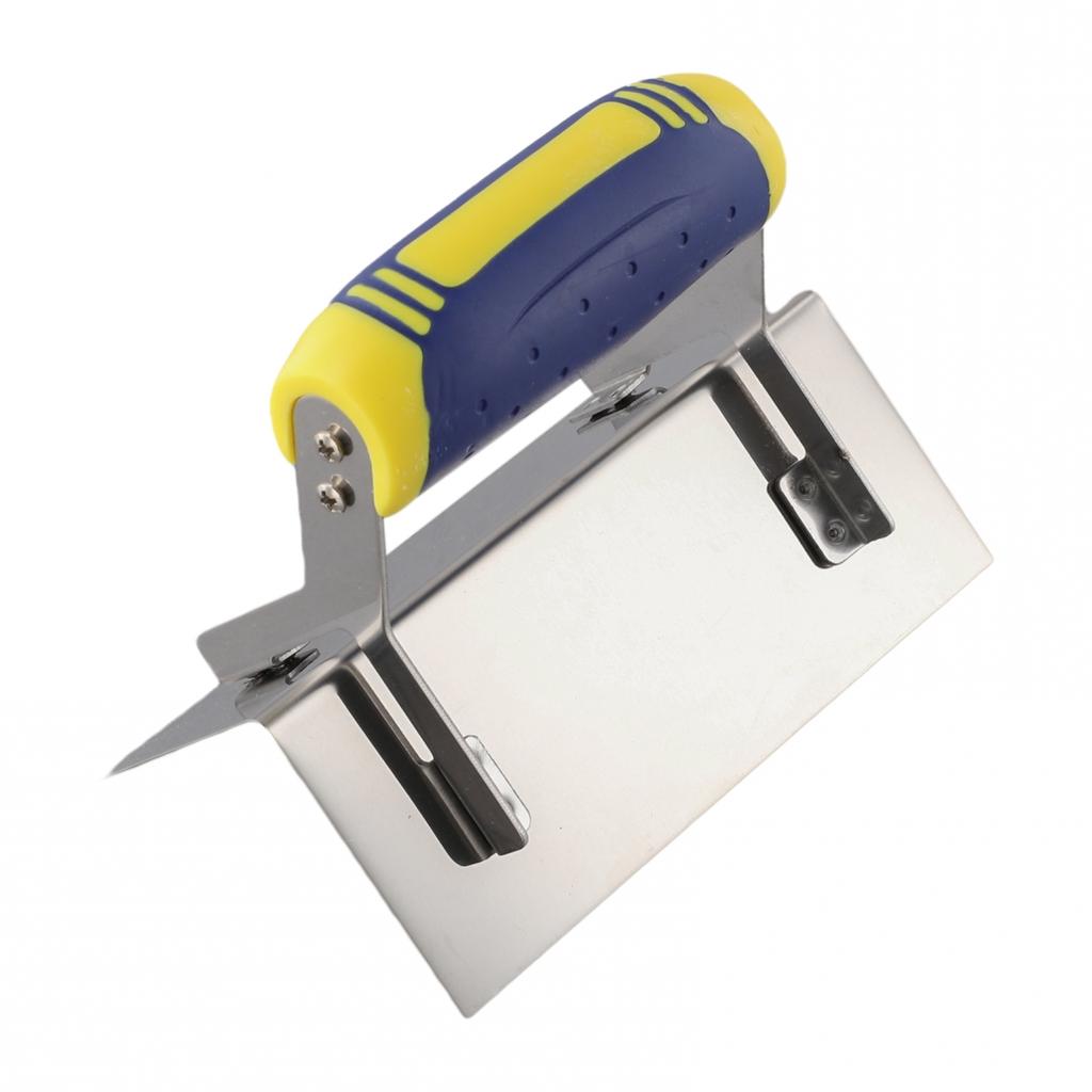 Superior Finish with Stainless Steel Tools for Flawless Concrete Edging