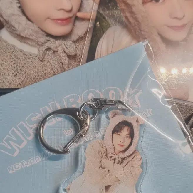 

Ncitywish Riku, Yuushi Wishbook Keyring, Photocard