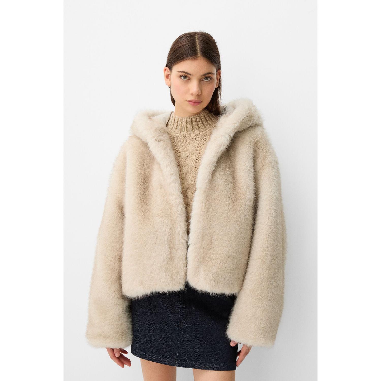 

Куртка из искусственного меха с капюшоном XS бежевый