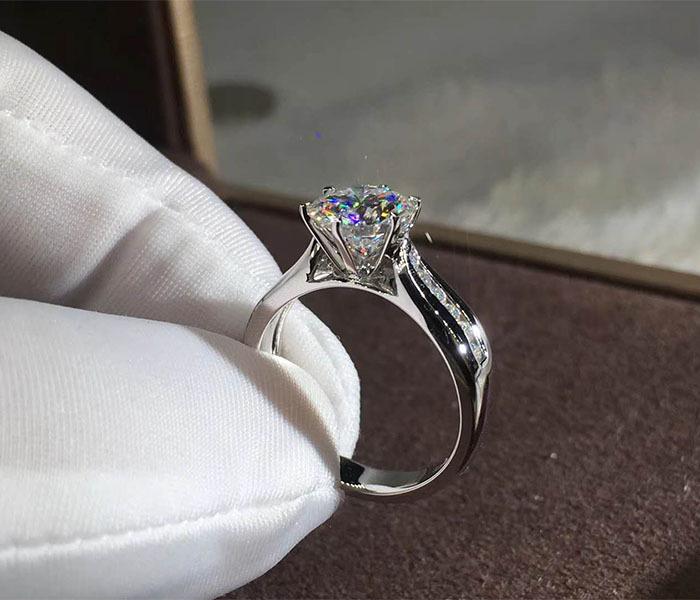 Vânzare Design Clasic 6 Gheare Zirconiu Cubic Alb Femeie Pentru Femei Inele Bijuterii Nuntă Logodnă