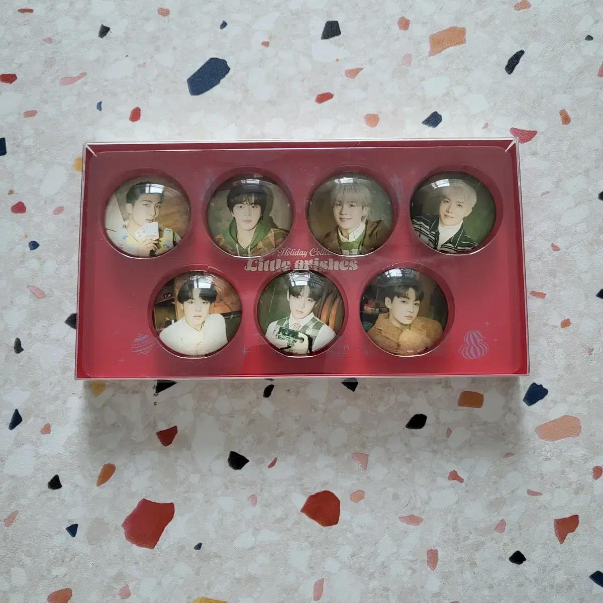 

Bts Little Wishes Magnet Set