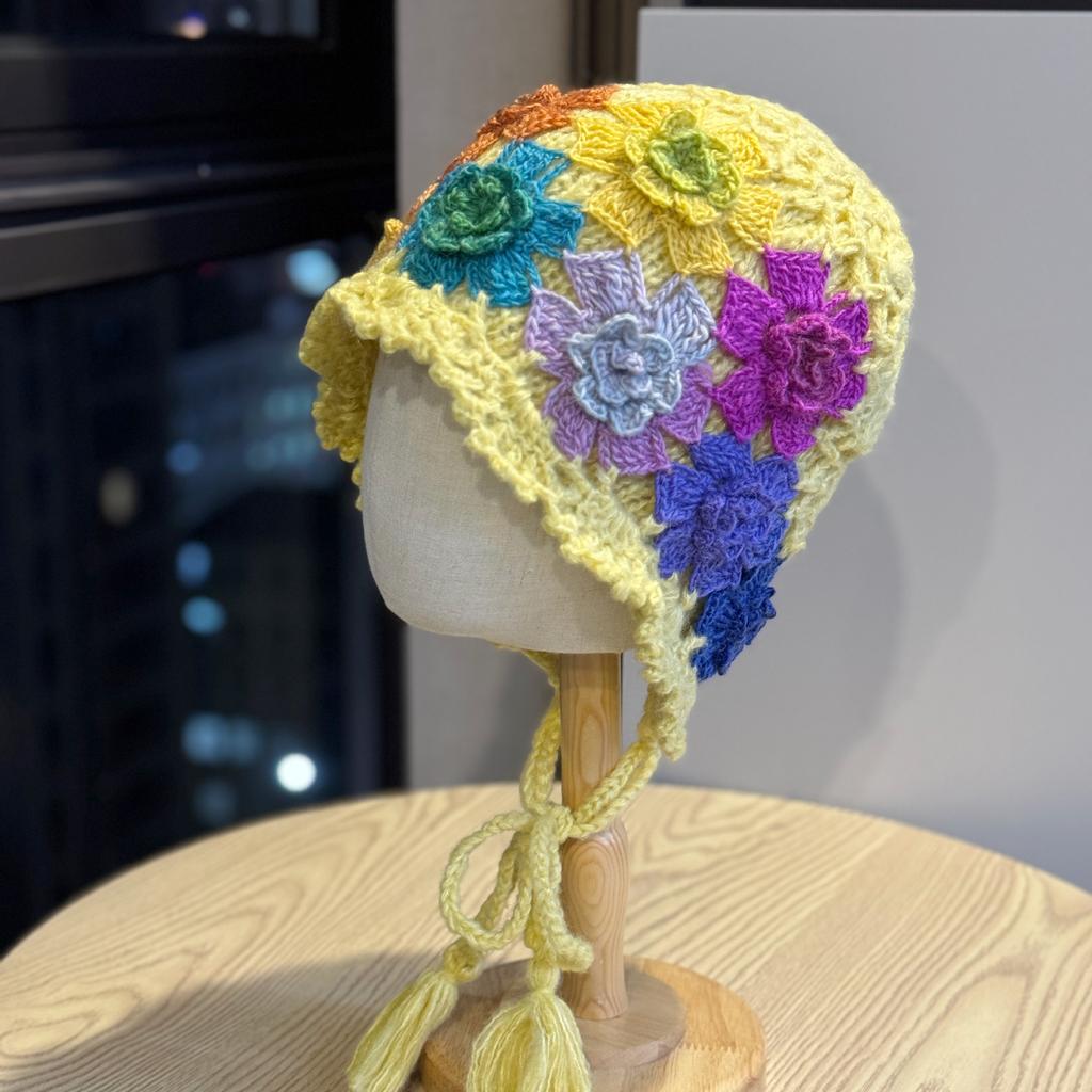 New Autumn and Winter Colorful Hand Crocheted Literary Knitted Hat for Women Ethnic Style Sweet and Versatile Double Layer Cotton Toe Cap