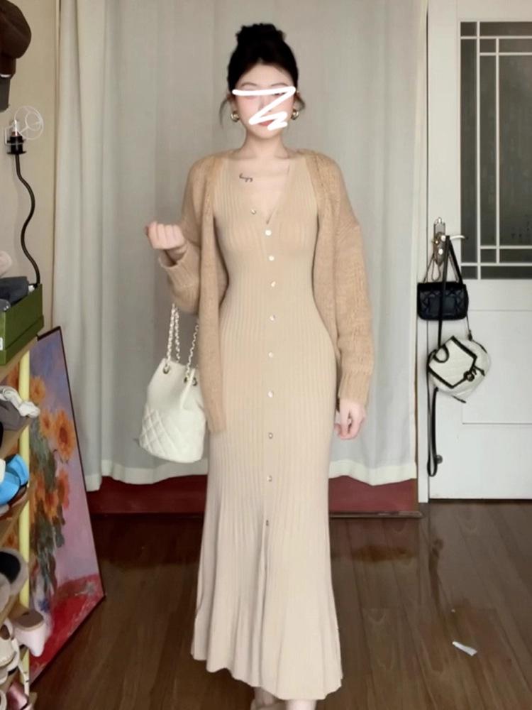 

Women s High-End Fishtail Knit Dress - Autumn/Winter 2025 Collection M