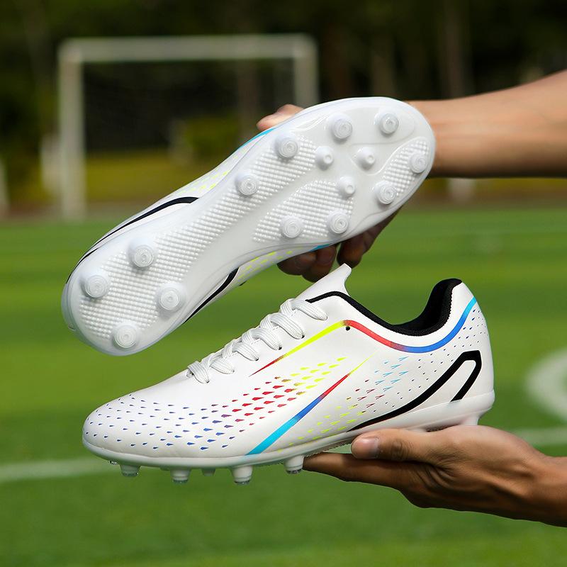 Weltmeisterschaft Kinder Fußballschuhe Jungen und Jugendliche Studenten Frauen TF gebrochene Nägel AG lange Nägel Wettkampftrainingsschuhe