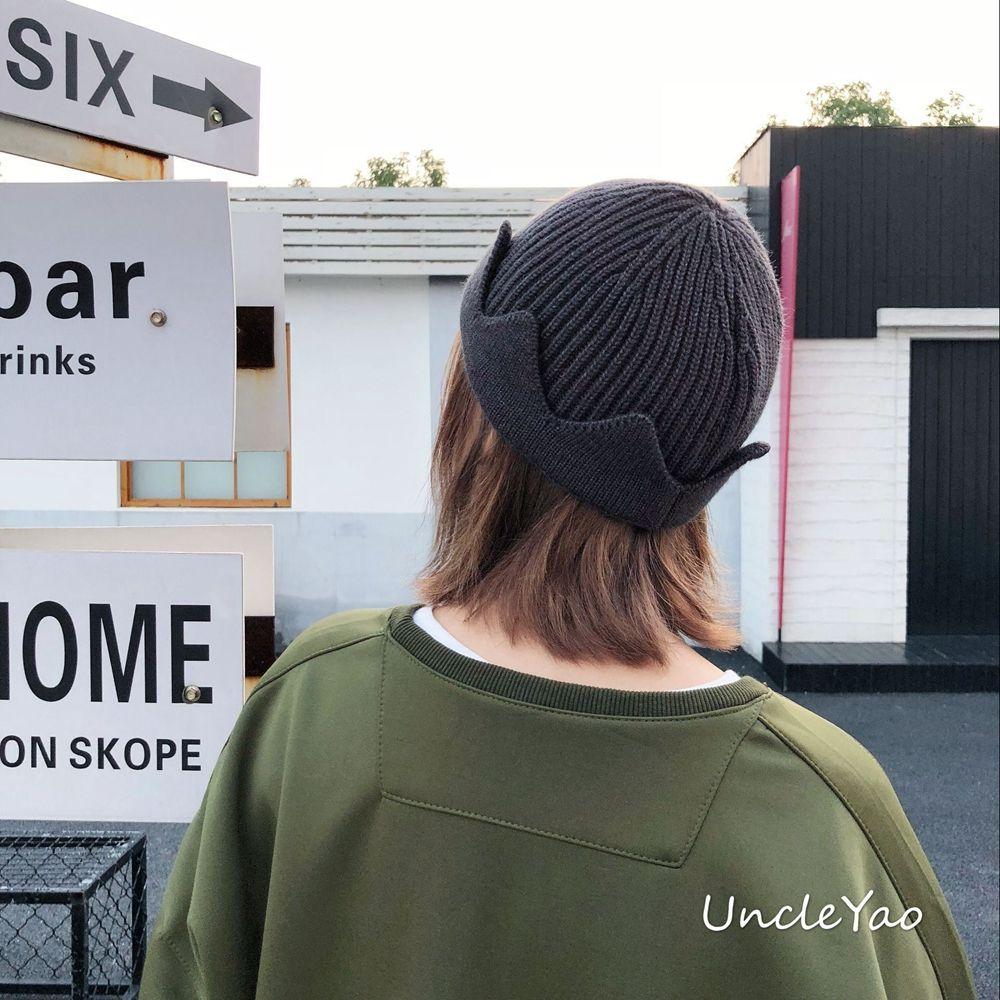 Cute Cosplay Warm Ski Hats Crown Skullies Wool Hat Korean Style Caps Men Beanies Cap Knitted Hat