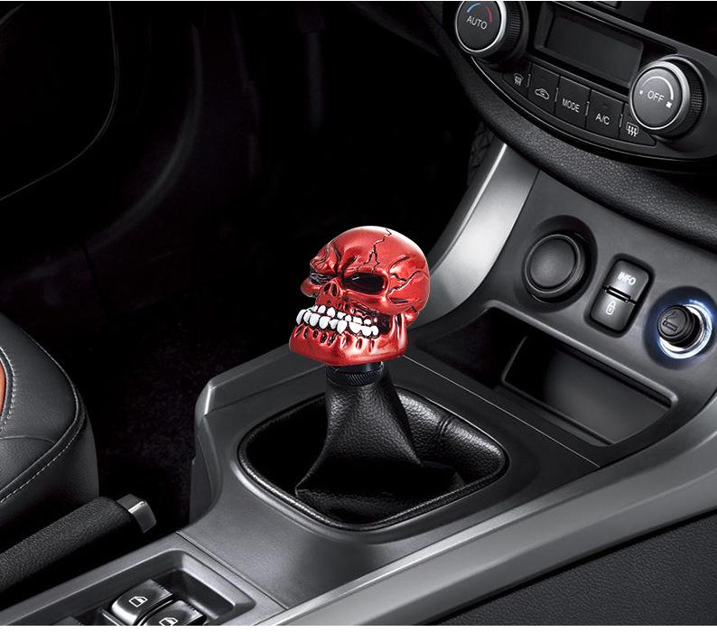 Universal Big Tooth Skull Resin Gear Shift Knob