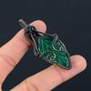 Geschnitzter, blattgrüner Onyx-Edelstein, reiner Kupferdraht, umwickelt, handgefertigter Anhänger-Schmuck