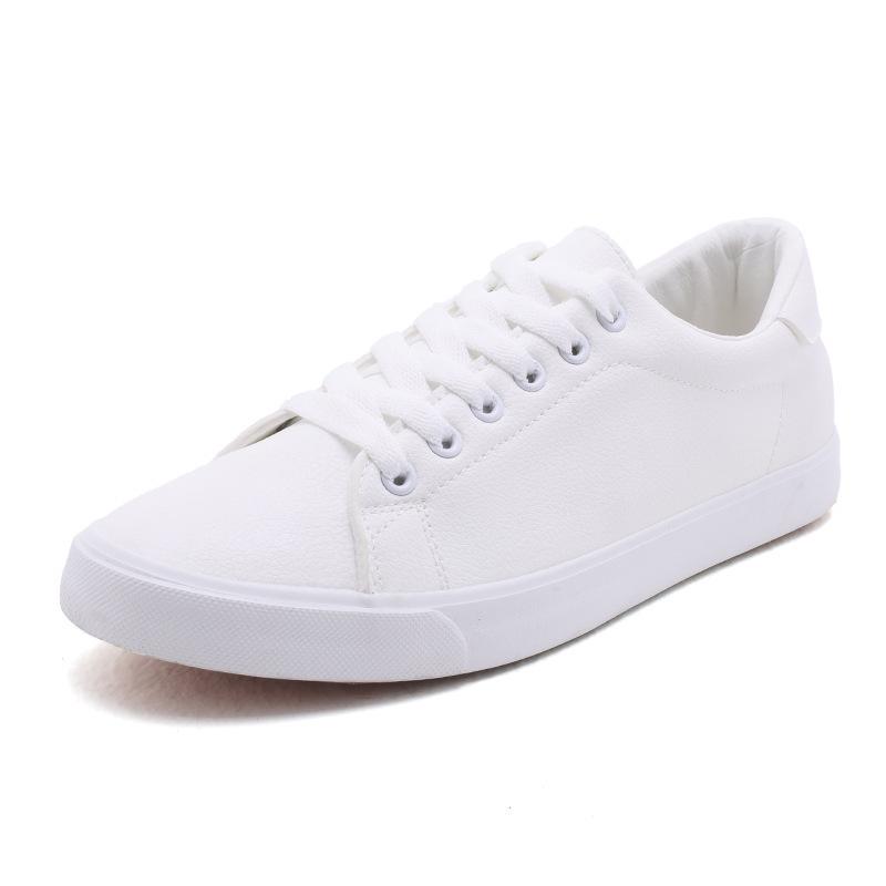 Korean-Style White Unisex Sneakers: 2025 Flat Sport Shoes for Teens, Students & Couples