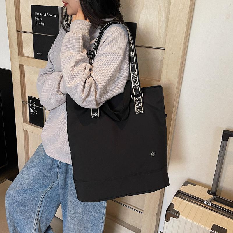 Literary And Fashionable Canvas Big Bag, Summer Large-Capacity Tote Bag, Versatile Commuter, Foreign Style Shoulder Bag Women