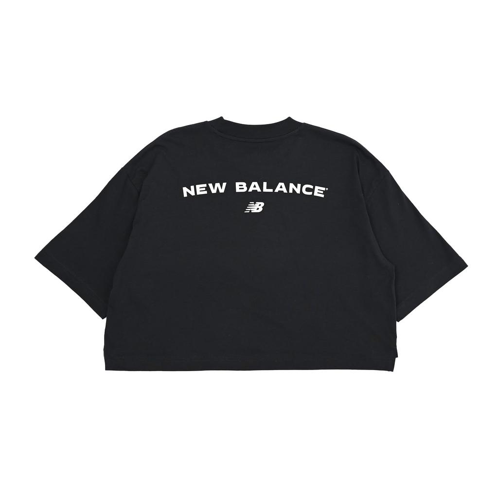 WT51528 Graphic Oversized Waist Short Sleeve BK [New Balance] T-Shirt (WT51528) Women's (Black)