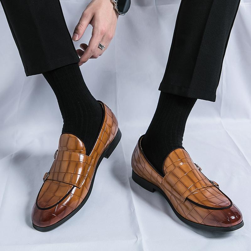 New Men‘s Pointed Charm Monk Strap Patent Leather Shoes British Gentleman Oxfords Designer Moccasins Wedding Dress Footwear
