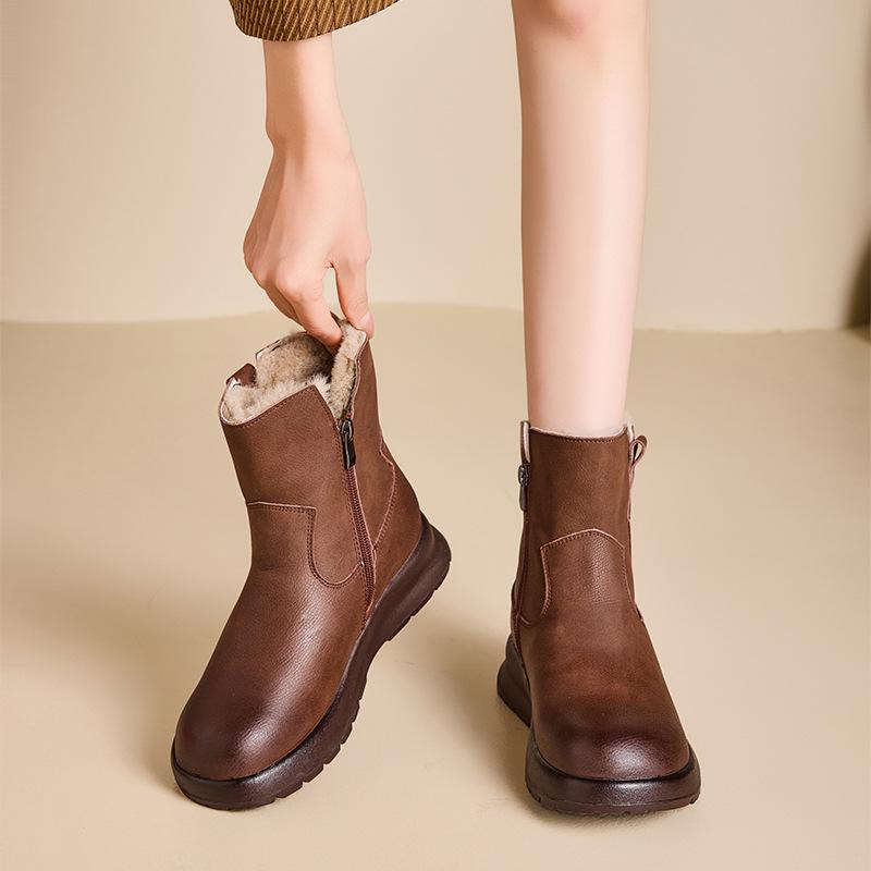Leather retro snow boots women's 2025 winter new velvet thickened thermal cotton shoes integrated leather Martin boots