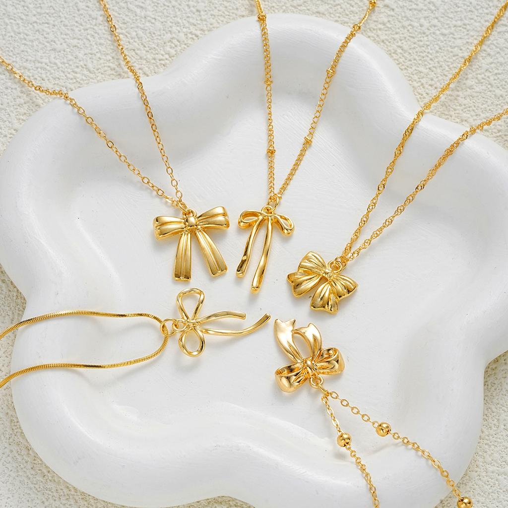 5pcs Fashion Elegant Bowknot Design Necklace Set for Women Vintage Simple Multi-Layer Tassel Pendant Necklaces Holiday Jewelry