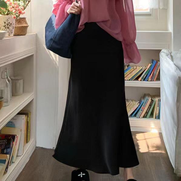 2024 French Retro Satin High Waist Fishtail Midi Skirt