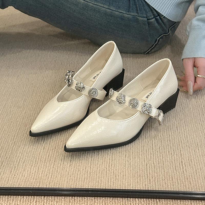 

French temperament pointed single shoes women s thick heel 2025 new light mouth commuter metal one-word buckle white Mary Jane shoes 35 бежевый