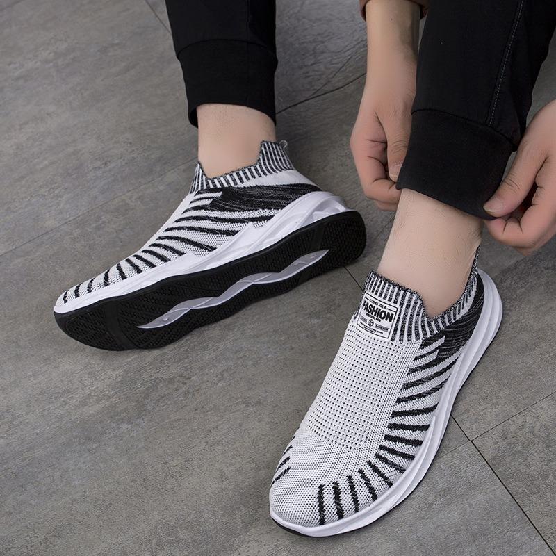 Men's sports shoes new foot-fitting fly-woven shoes fashionable breathable shoes men's one-pedal men's shoes
