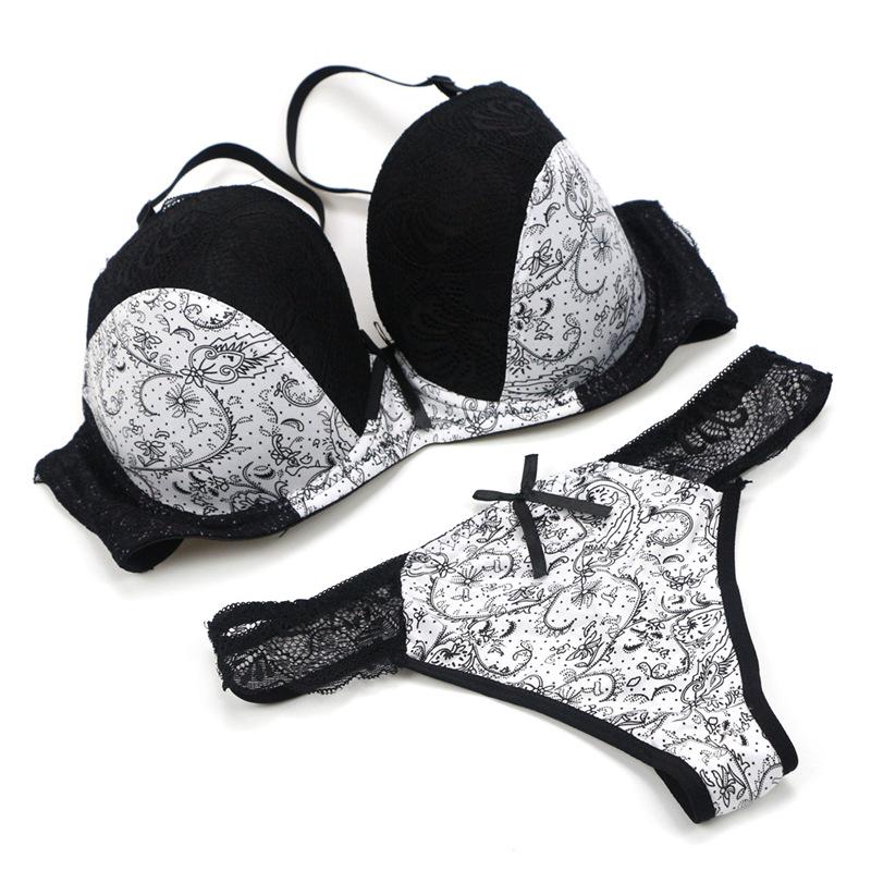 French-style Printed Sexy Lace Push-up Bra and Thong Set Fashionable Lingerie and Panties