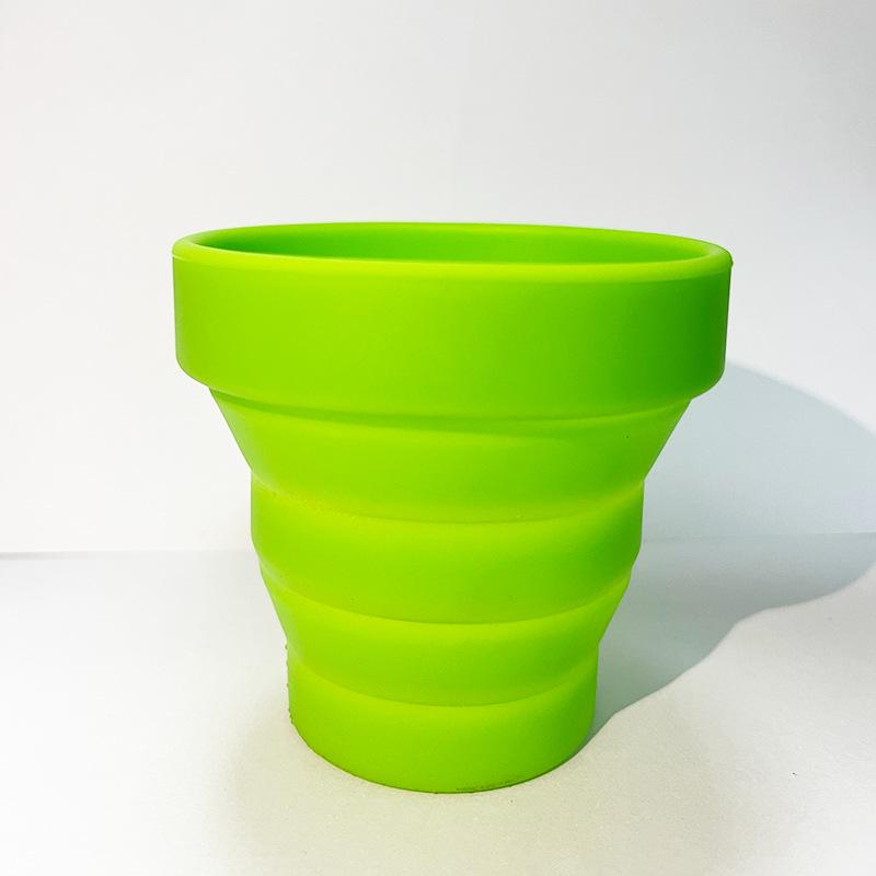 Portable Candy Color Silicone Folding Water Cup - Heat Resistant for Outdoor Use