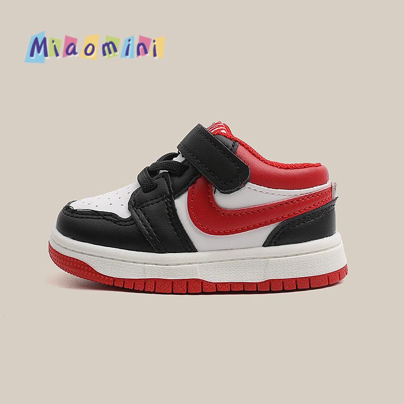 2025 Spring/Autumn Kids' Skate Shoes: White Korean-Style Sports Sneakers for Boys and Girls