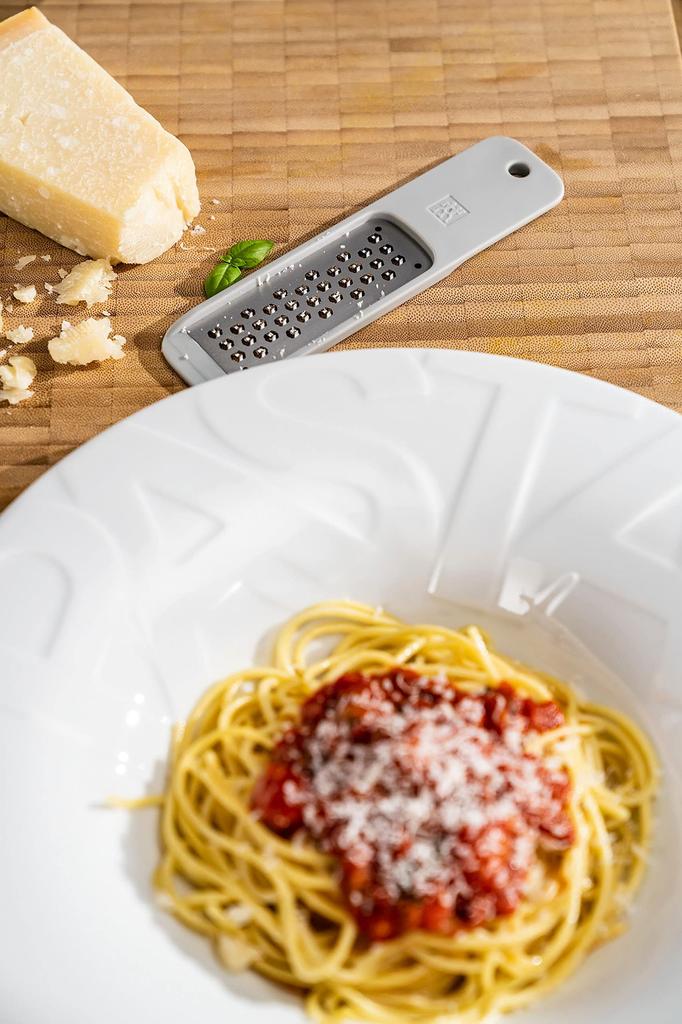 Zwilling Mini Cheese Grater Grater Garlic Ginger Lemon Japanese Mini Grater "Z-CUT Grater" [Authorized Product] Z-CUT 36610-000