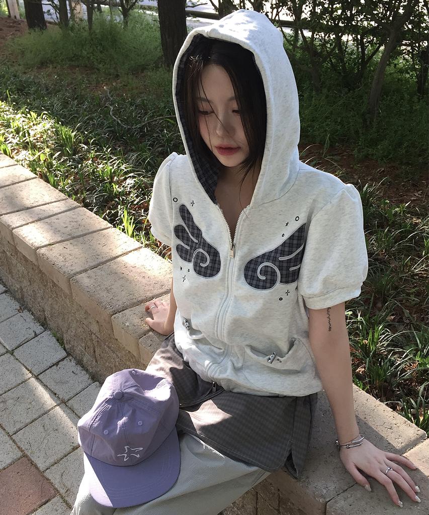 Some Place Angel Hoodie Check Contrast Detail Pocket Drawstring Puff Short Sleeve Zip-Up Hoodie [Baekmerange]