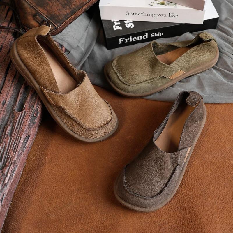 Spring and Autumn new handmade soft leather single shoes women's retro round head flat bottom soft sole ugly cute shoes