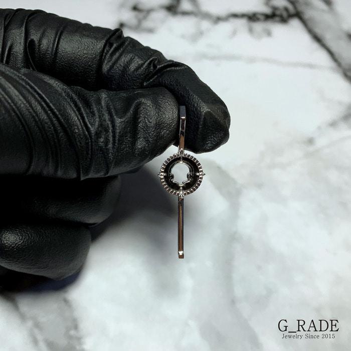 G_Rade Key Compass Basic Necklace
