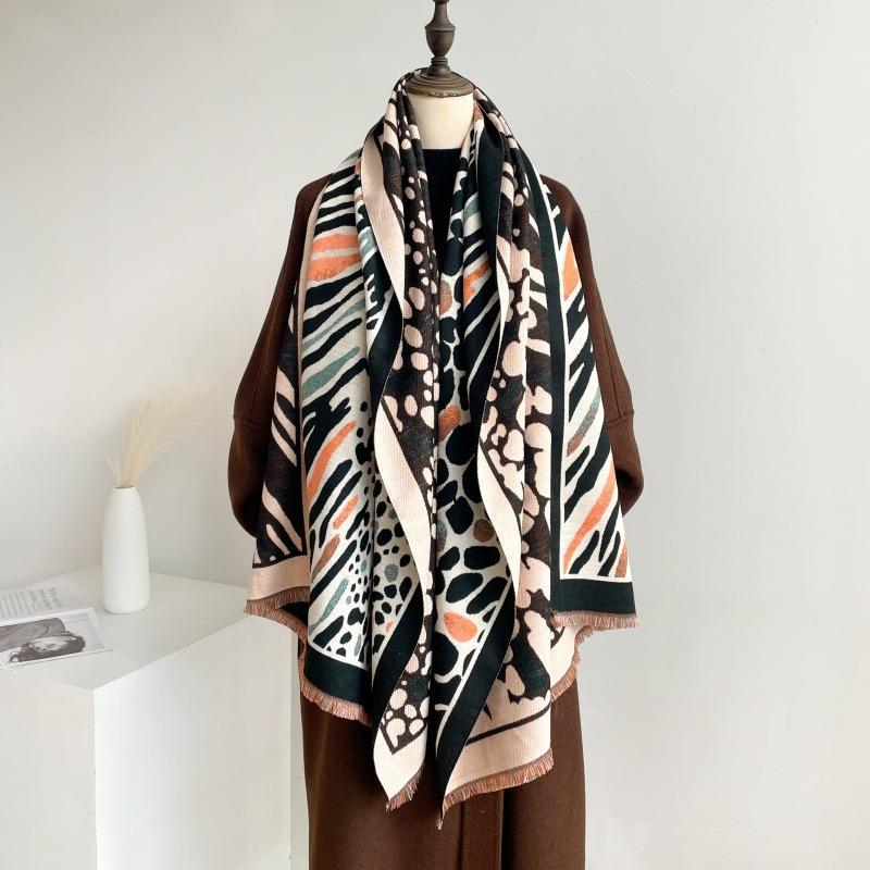 Autumn and Winter Leopard Print Wild Fashion Warm Scarf Unique Personality Sweet Cool Wind Women Imitation Cashmere Air Conditioner Shawl Scarf
