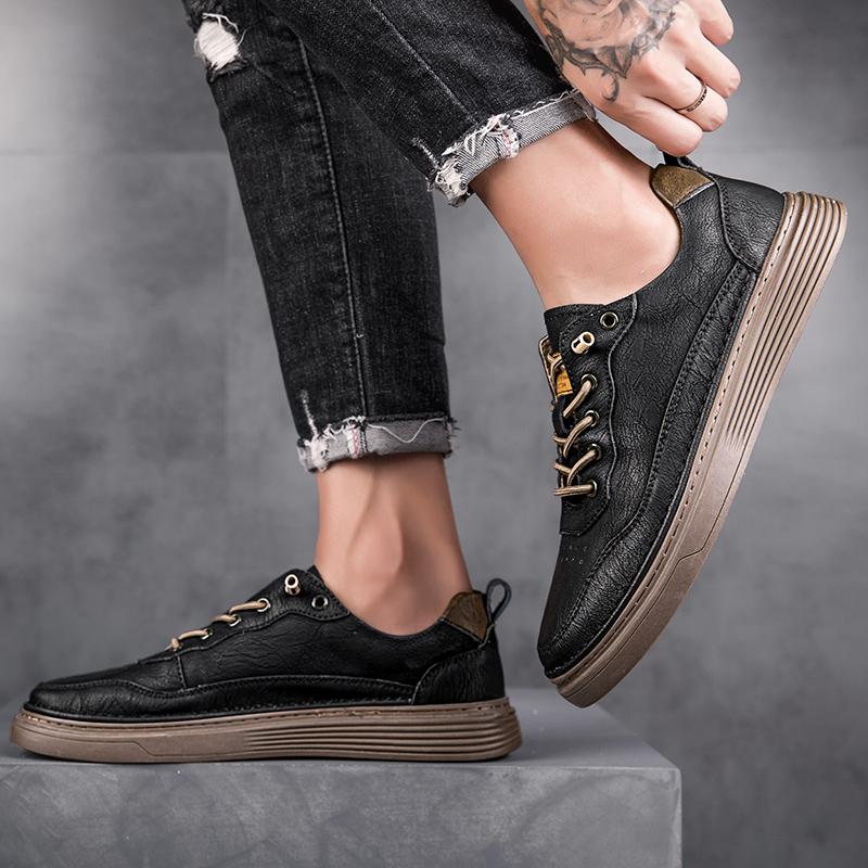 Fashion Mens Leather Casual Shoes Men Outdoor Non-Slip Men's Sneakers Soft-Sole Rubber Flats Lace-Up Man Breathable Trendy Skate Shoes