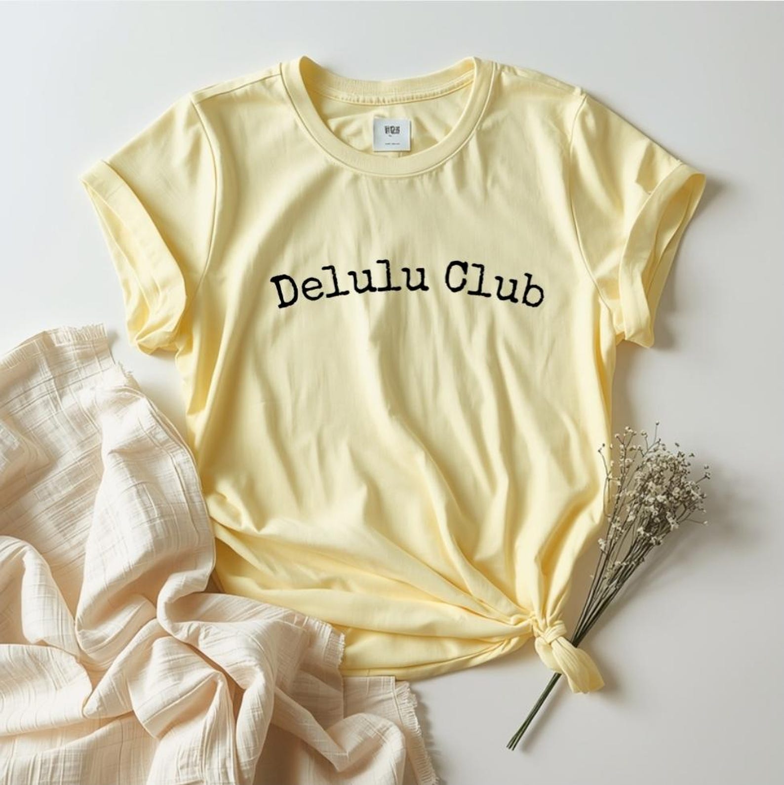 Delulu Club Shirt, Funny Gen Z Graphic Tee, Delusional Club T-Shirt, Internet Slang Shirt, Trendy Aesthetic Tee, Sarcastic Humor Shirt 3XL