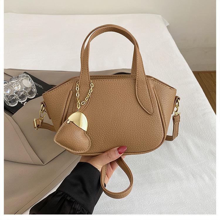 

Нишевый дизайн маленькая сумка женская 2025 новая мода ретро портативная сумка-ведро ощущение высокого класса универсальная сумка-мессенджер тренд хаки