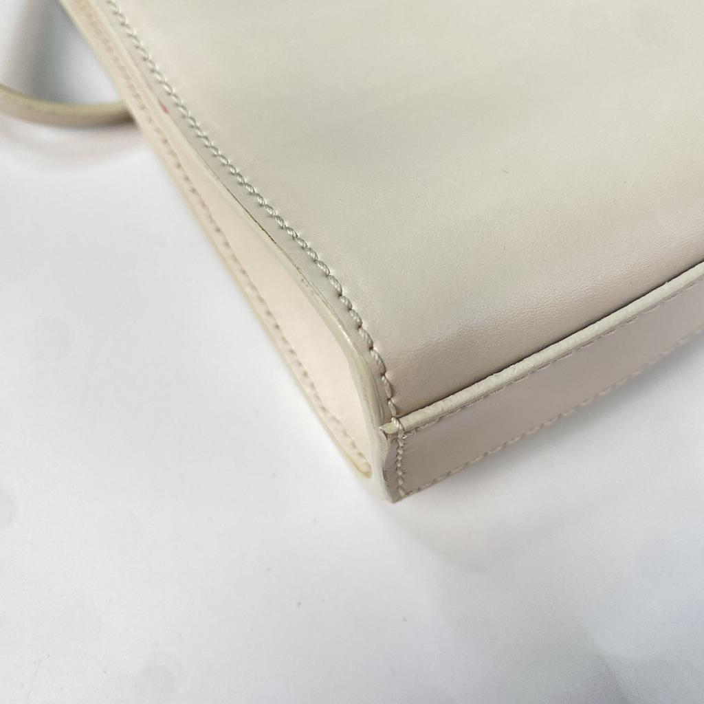 Gebrauchte Umhängetasche weißes Leder Damen