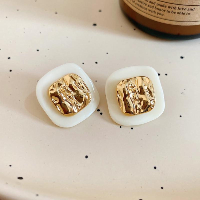 Geometric Leopard Print Heart Flower Stud Earrings - Retro & Versatile Luxury for Women