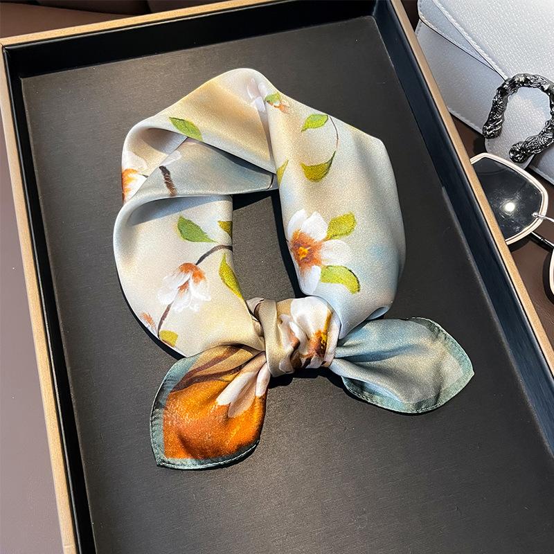 Chinese style 100% mulberry silk scarf women s spring and autumn new foreign style small square scarf high-end silk scarf 53*53cm