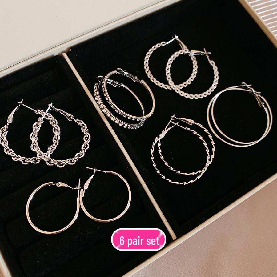 Twelve-Piece Silver Needle Diamond-Set Geometric Circular Hoop Earrings - Cool, Individual, Minimalist, High-End Niche Style